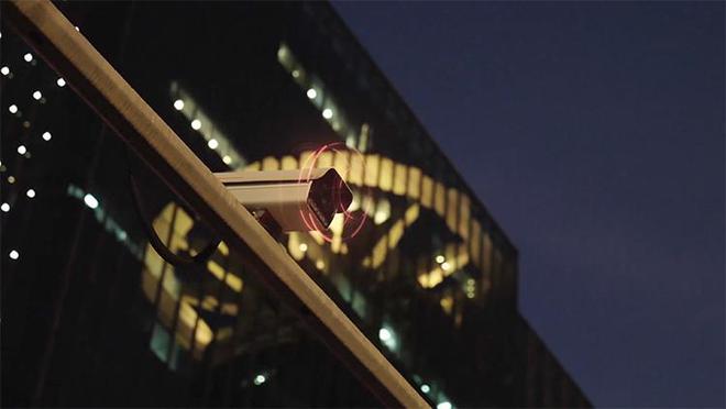 不再闪瞎眼了！华为在上海投入新型摄像机替换光污染道路监控灯(图2)