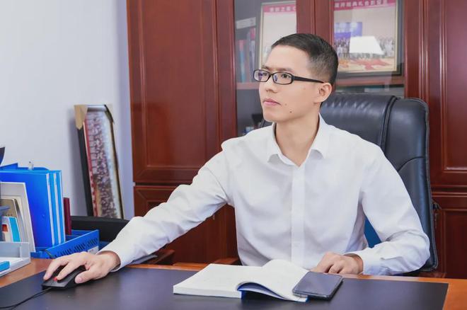 副会长费飞龙：领航建筑智能化铸就行业新辉煌(图1)