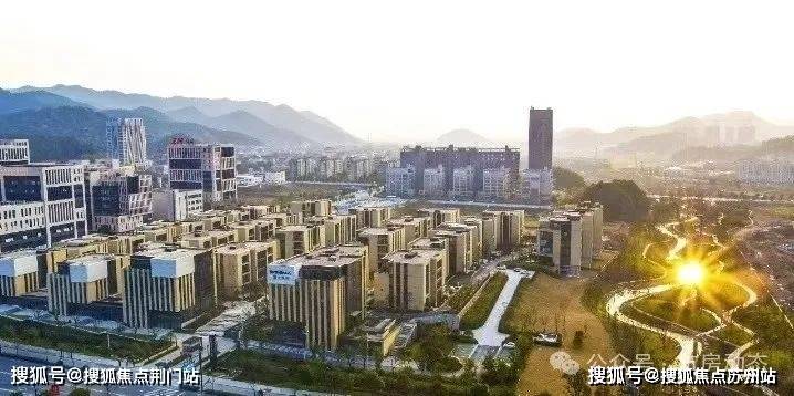 虹缤之都(售楼处)虹缤之都电线年楼盘评测_价格配套户型丨停车位(图9)