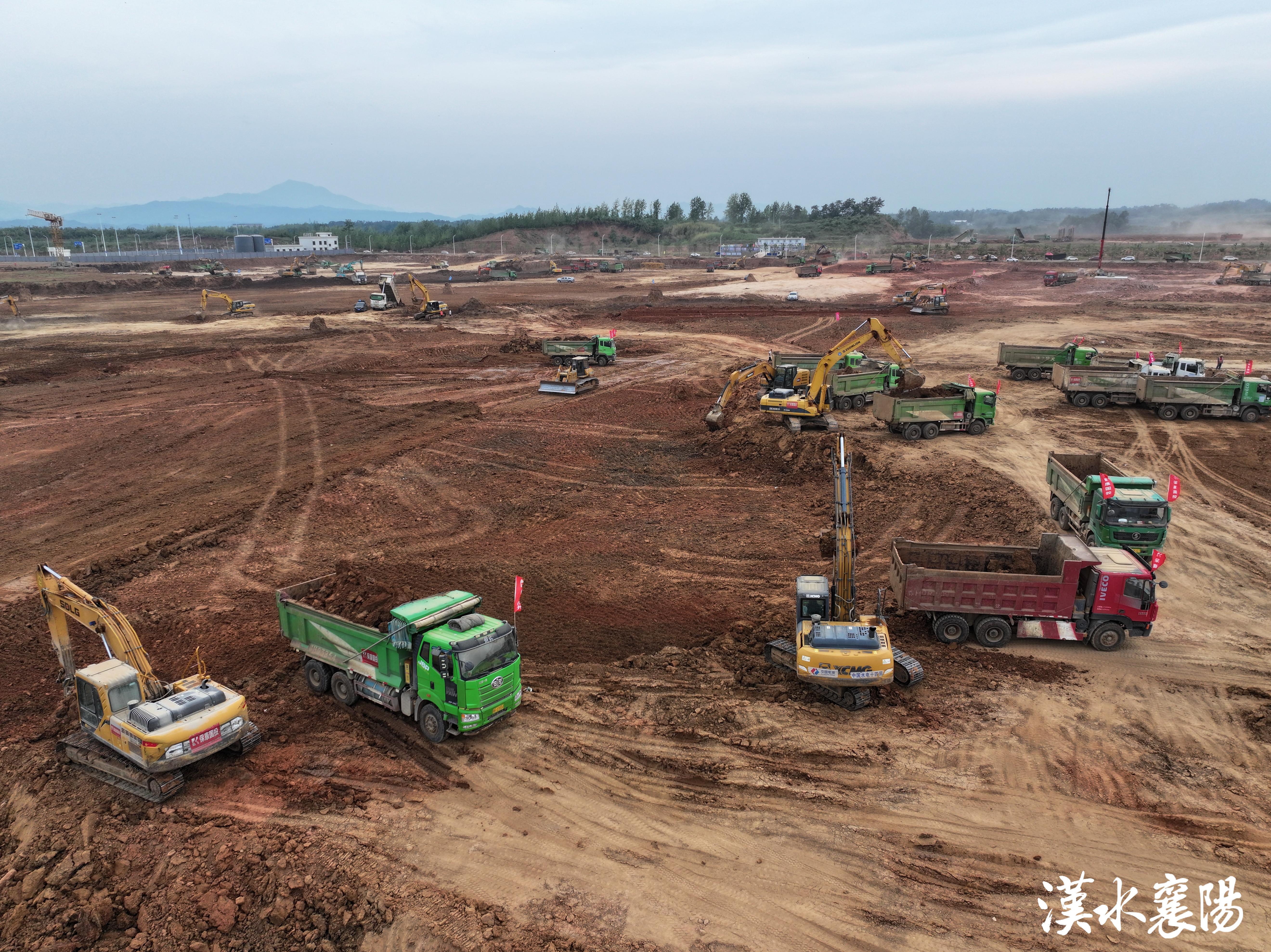 “资源地+生产地”破局！襄阳创新模式引来磷化工巨头锻造千亿产业集群核心(图2)