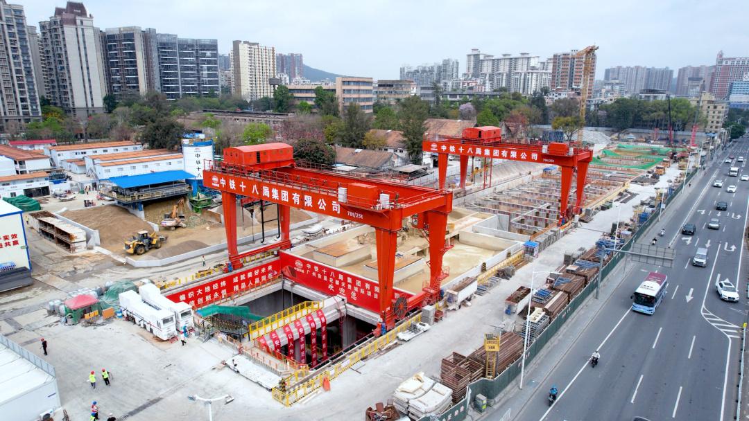 中国“最牛”小镇：人口4万面积仅40km²一年狂赚300亿(图1)